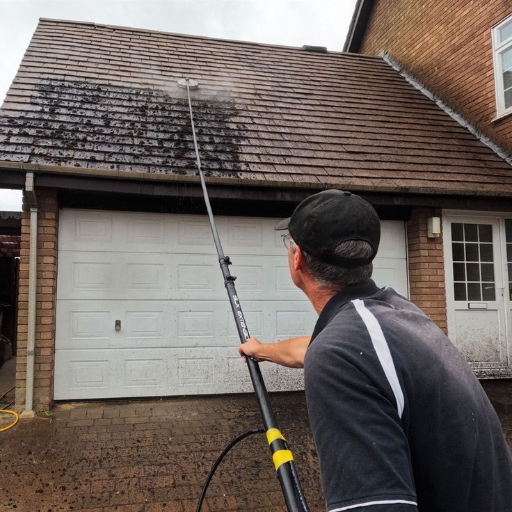 Roof Cleaning